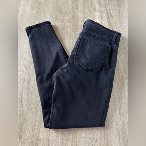 NWOT … OLD NAVY “Size: 8” Super Skinny Mid Rise Jeans